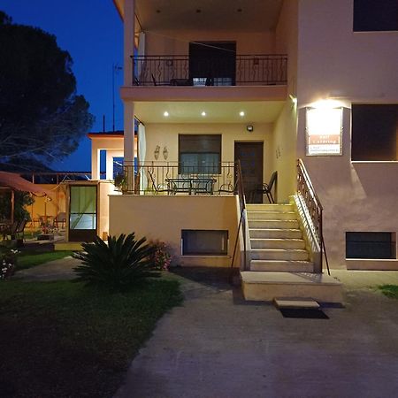 Villa Angela Сикия Экстерьер фото